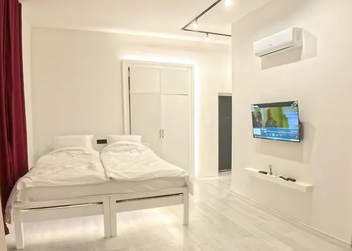 Dzeno Old Town Pearl Apartments